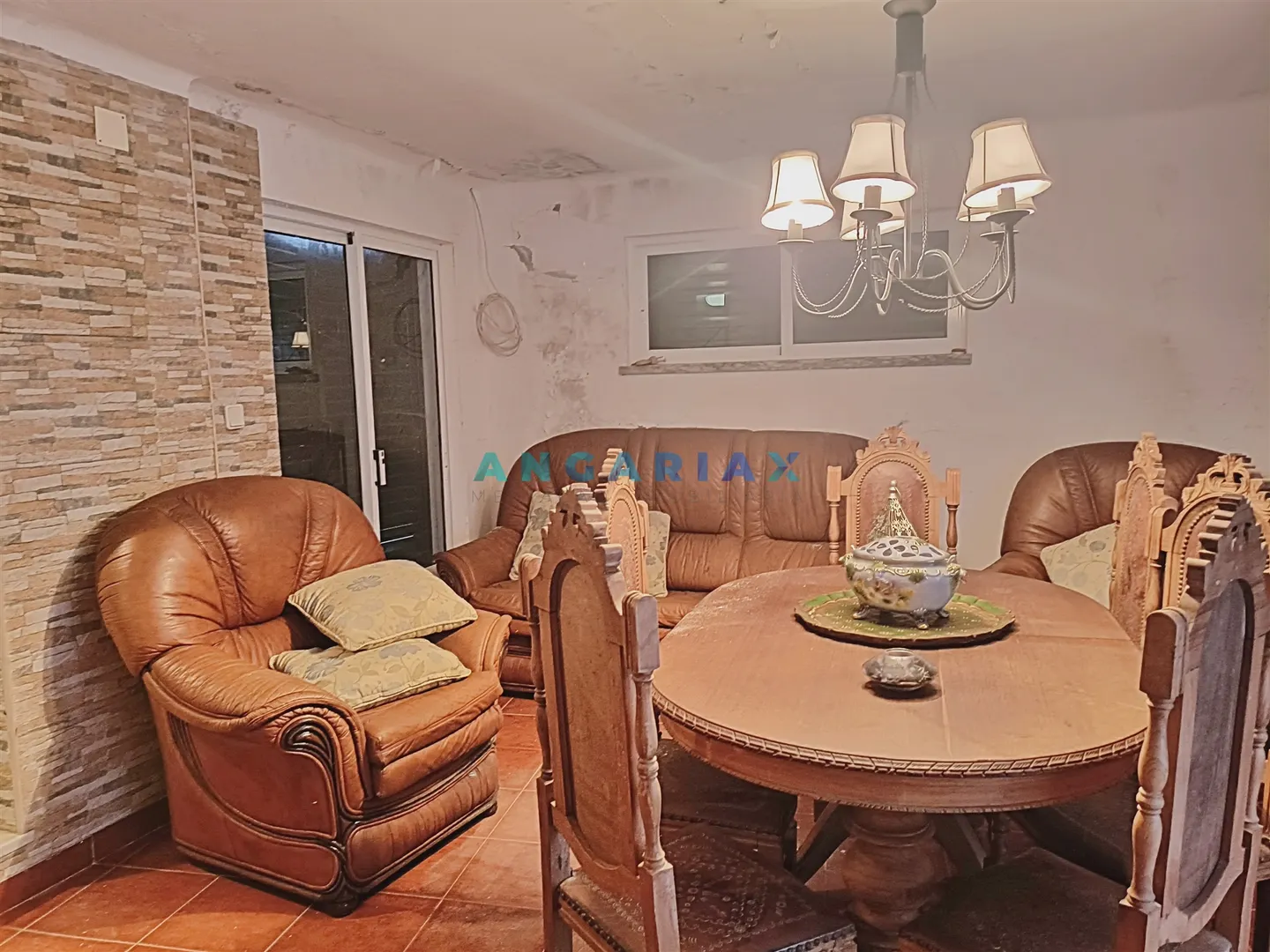 Show profile: Sell House T4