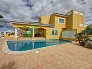 Show profile: Sell House T5