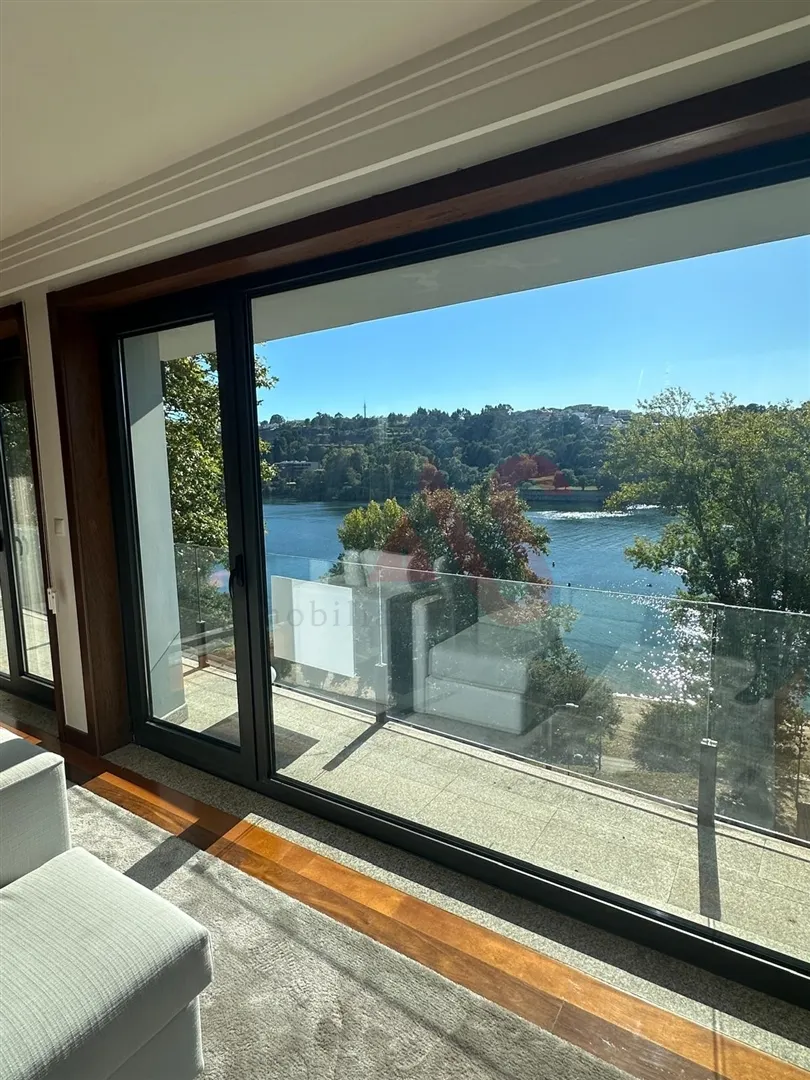 Ver detalhes: Arrendamento Apartamento T3