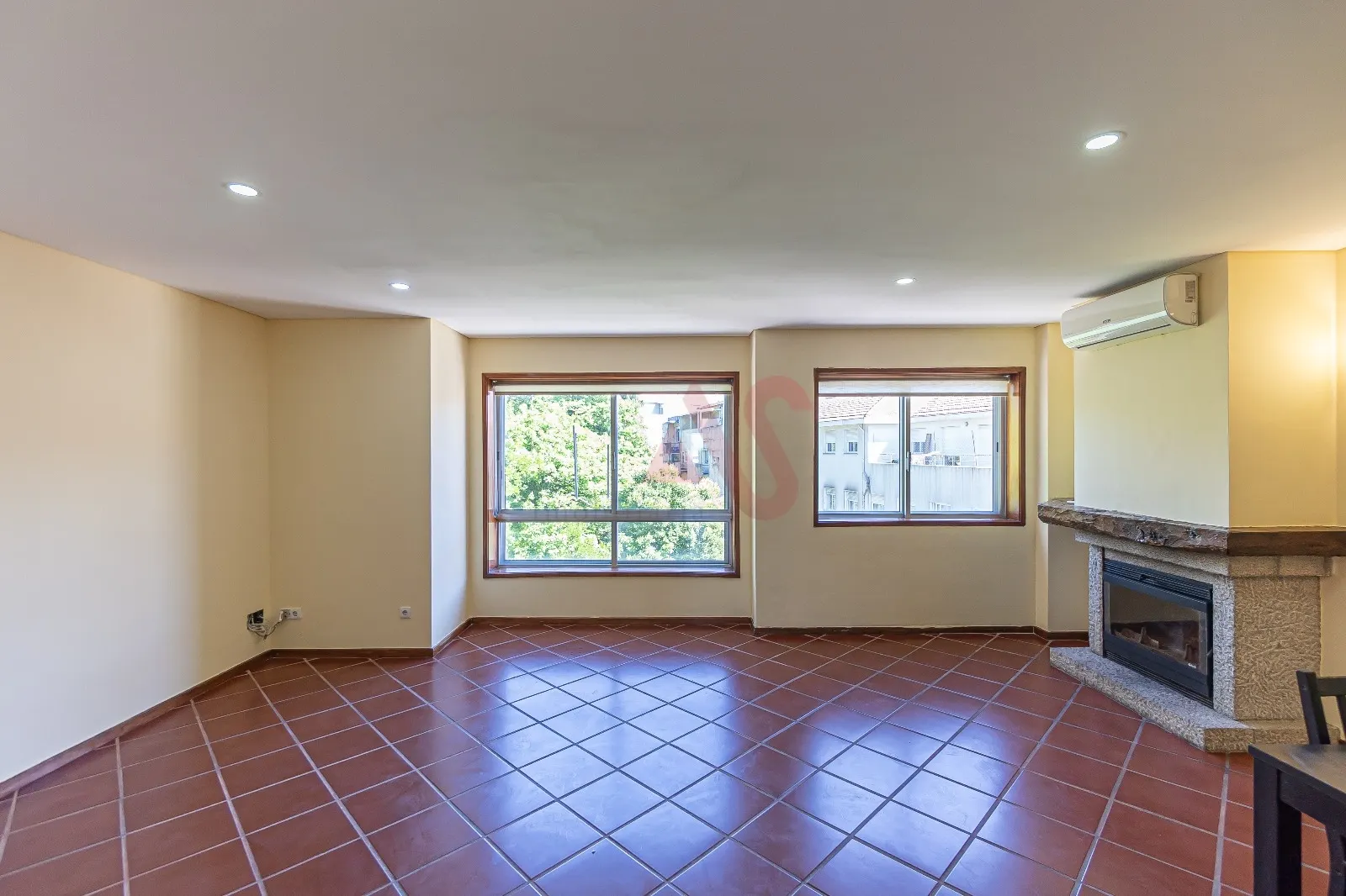 Ver detalhes: Venda Apartamento T4