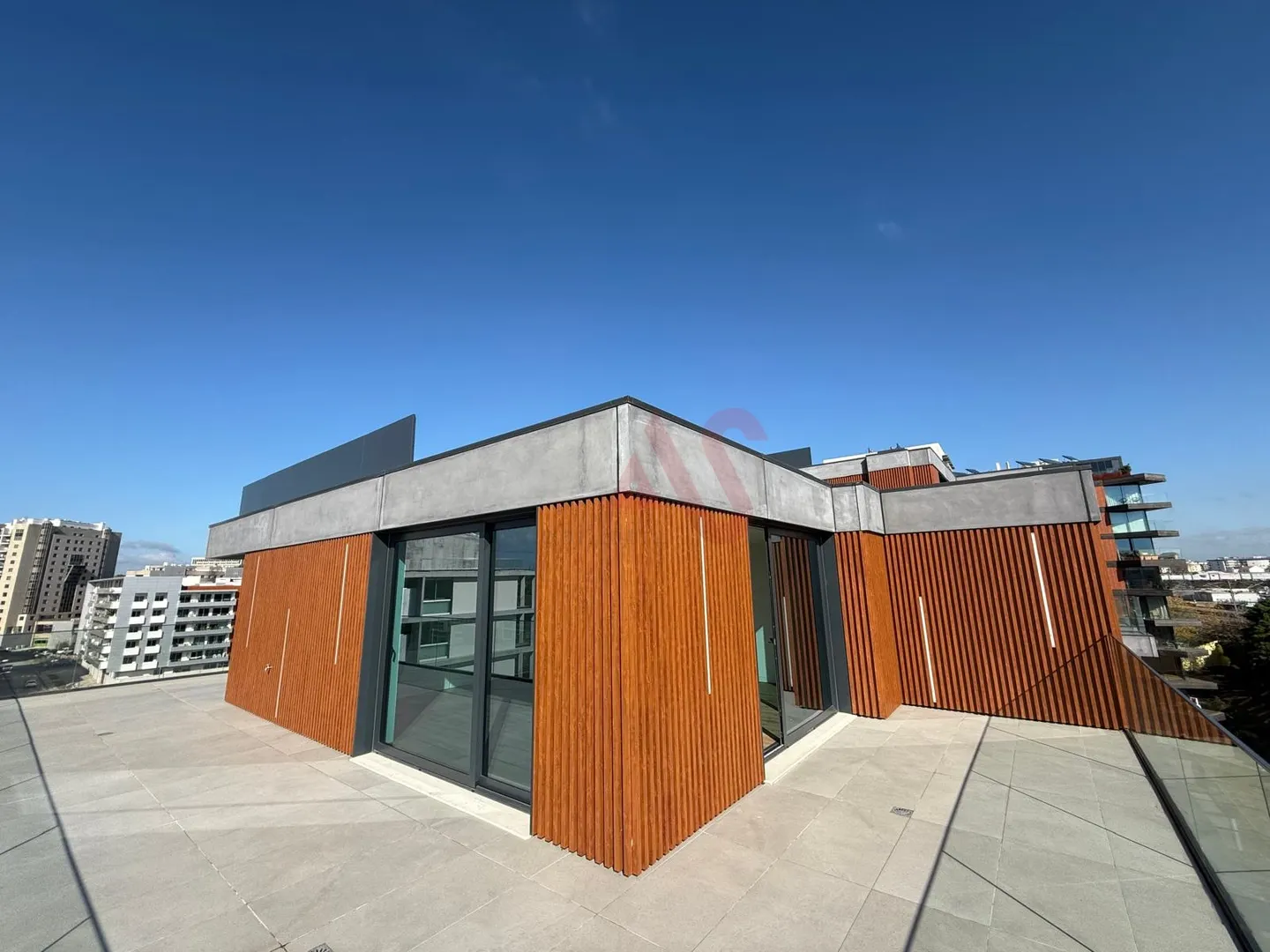 Ver detalhes: Venda Apartamento T4