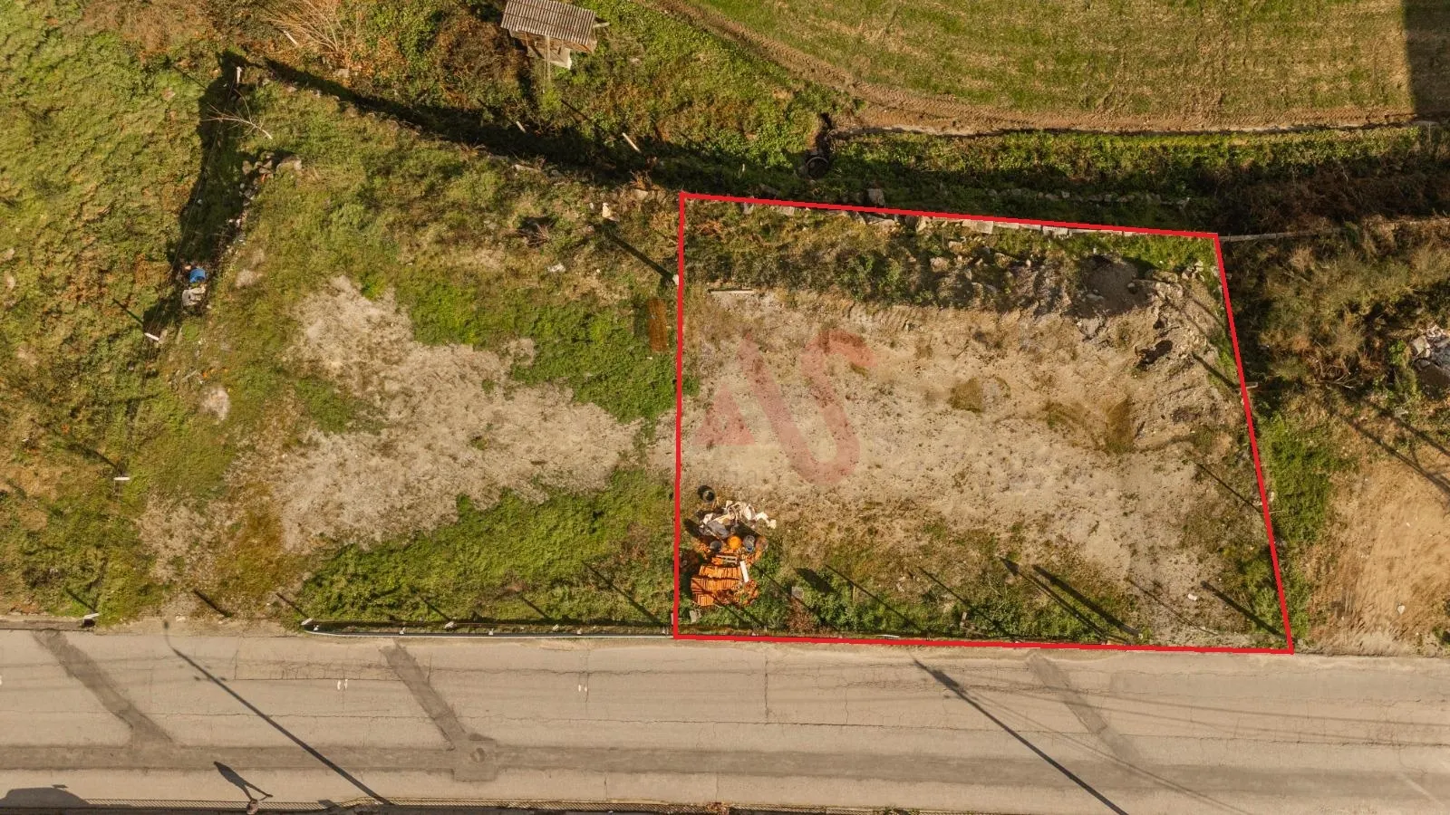 Ver detalhes: Venda Terreno Urbano T0