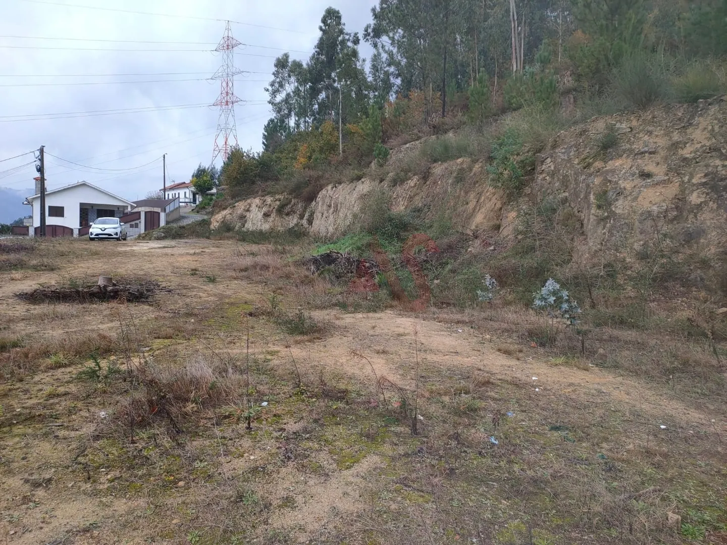 Ver detalhes: Venda Terreno R�stico T0