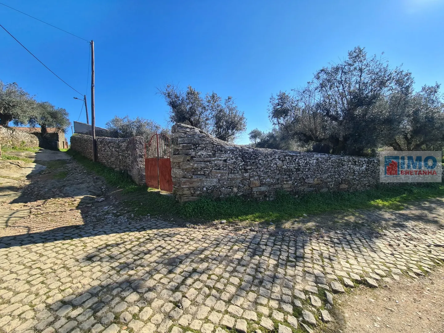 Ver detalhes: Venda Terreno R�stico T0