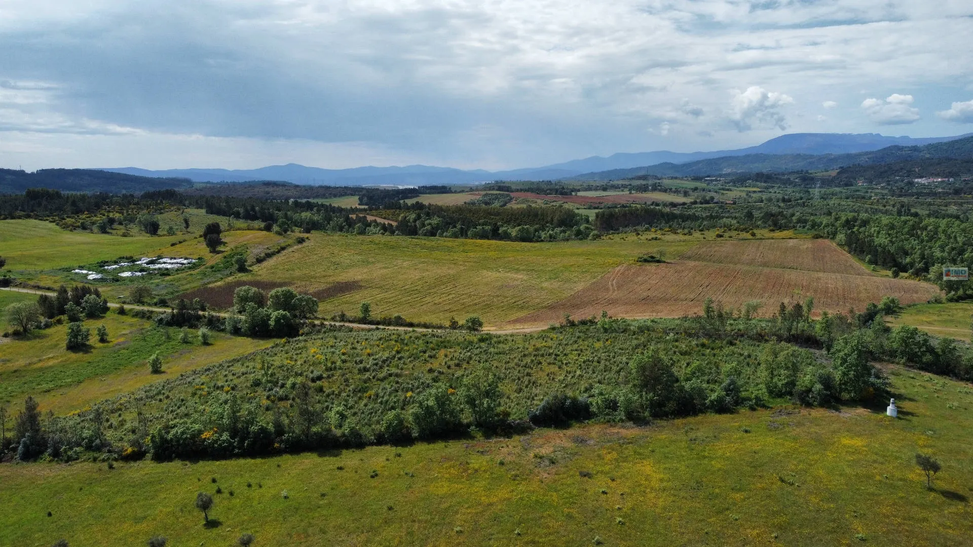 Ver detalhes: Venda Terreno R�stico T0